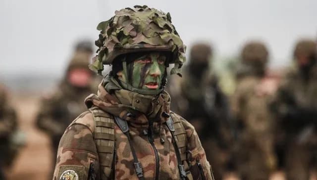 Ile zarabia żołnierz zawodowy netto? Zaskakujące fakty o pensji!