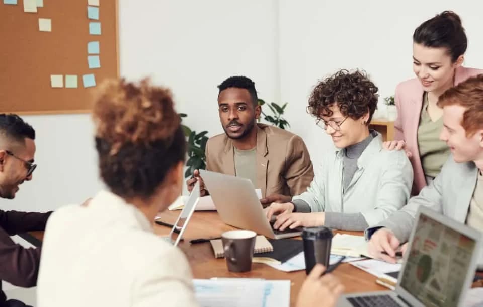 Co to są kompetencje zawodowe i jak wpływają na Twoją karierę